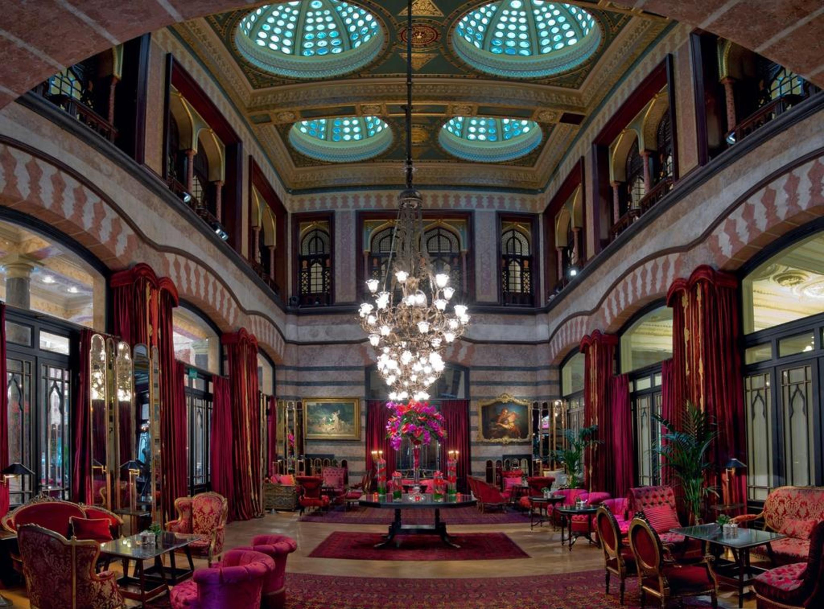 โรงแรมเปรา พาเลซ อิสตันบูล ภายนอก รูปภาพ The lobby of the hotel