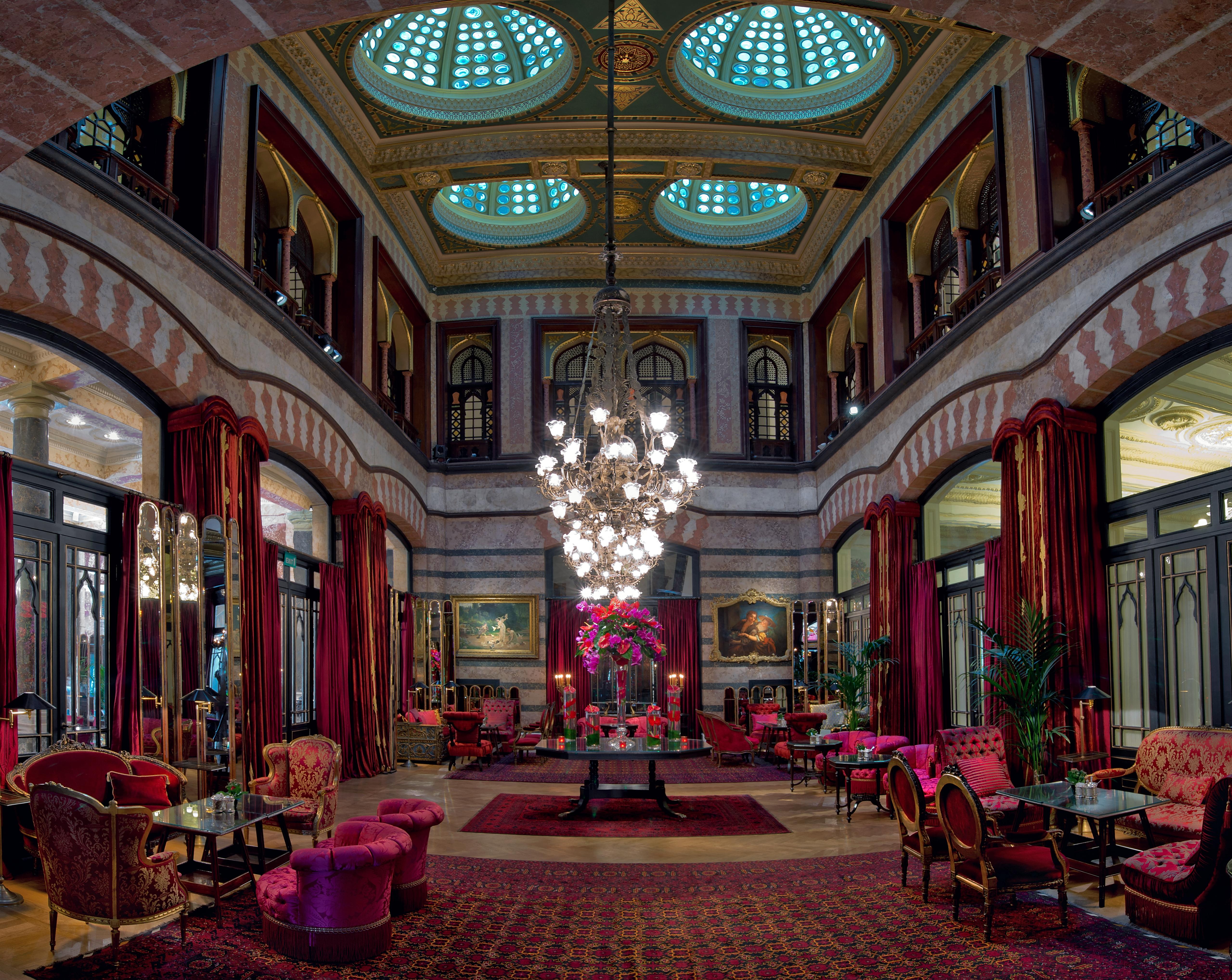 โรงแรมเปรา พาเลซ อิสตันบูล ภายนอก รูปภาพ The lobby of the hotel