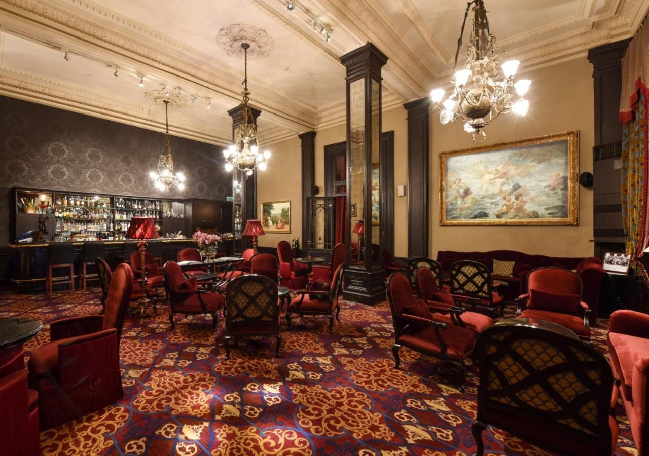โรงแรมเปรา พาเลซ อิสตันบูล ภายนอก รูปภาพ The bar at the Ritz